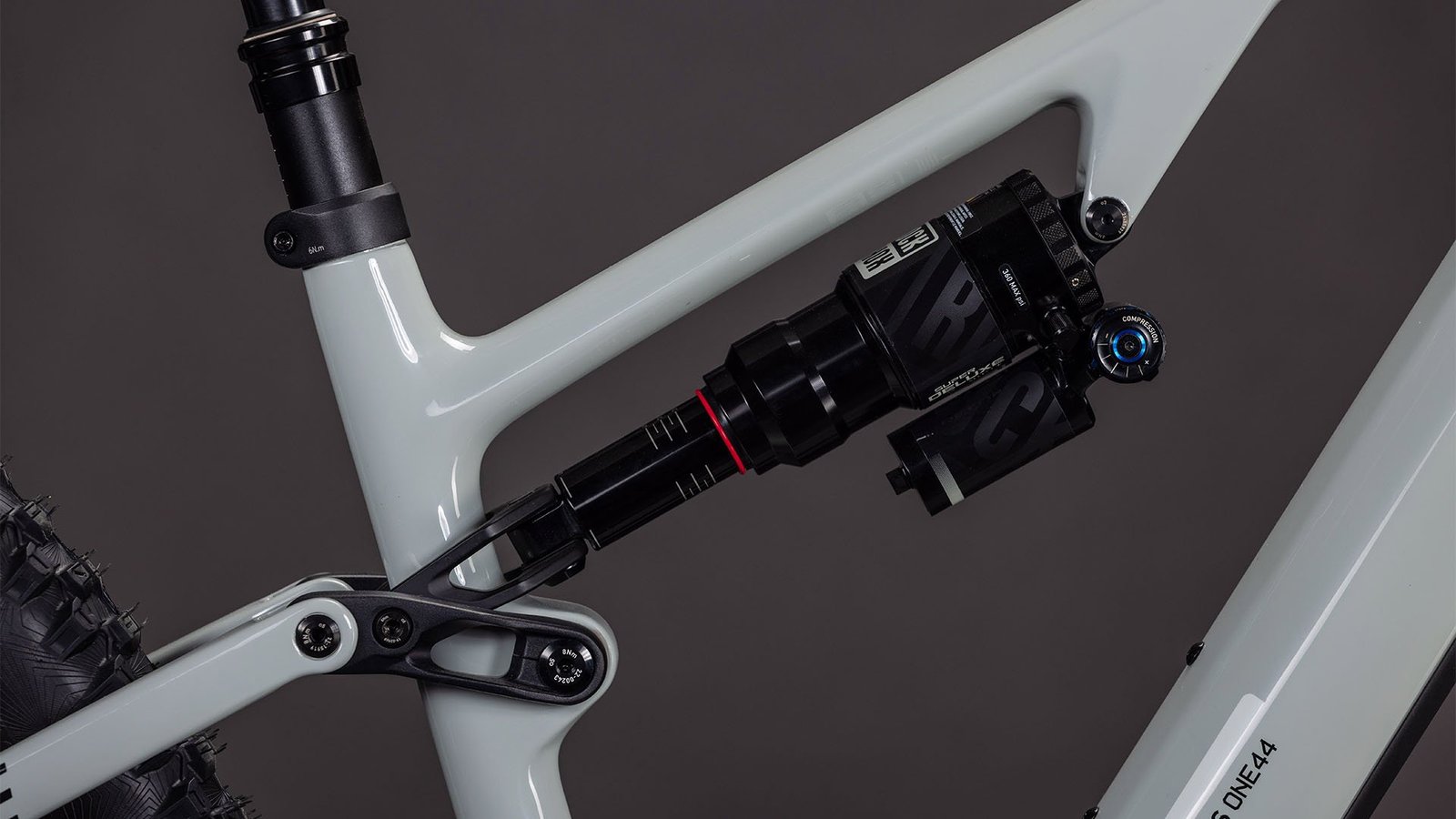 AMS HYBRID ONE44 C:62 RACE 400X – Bild 4