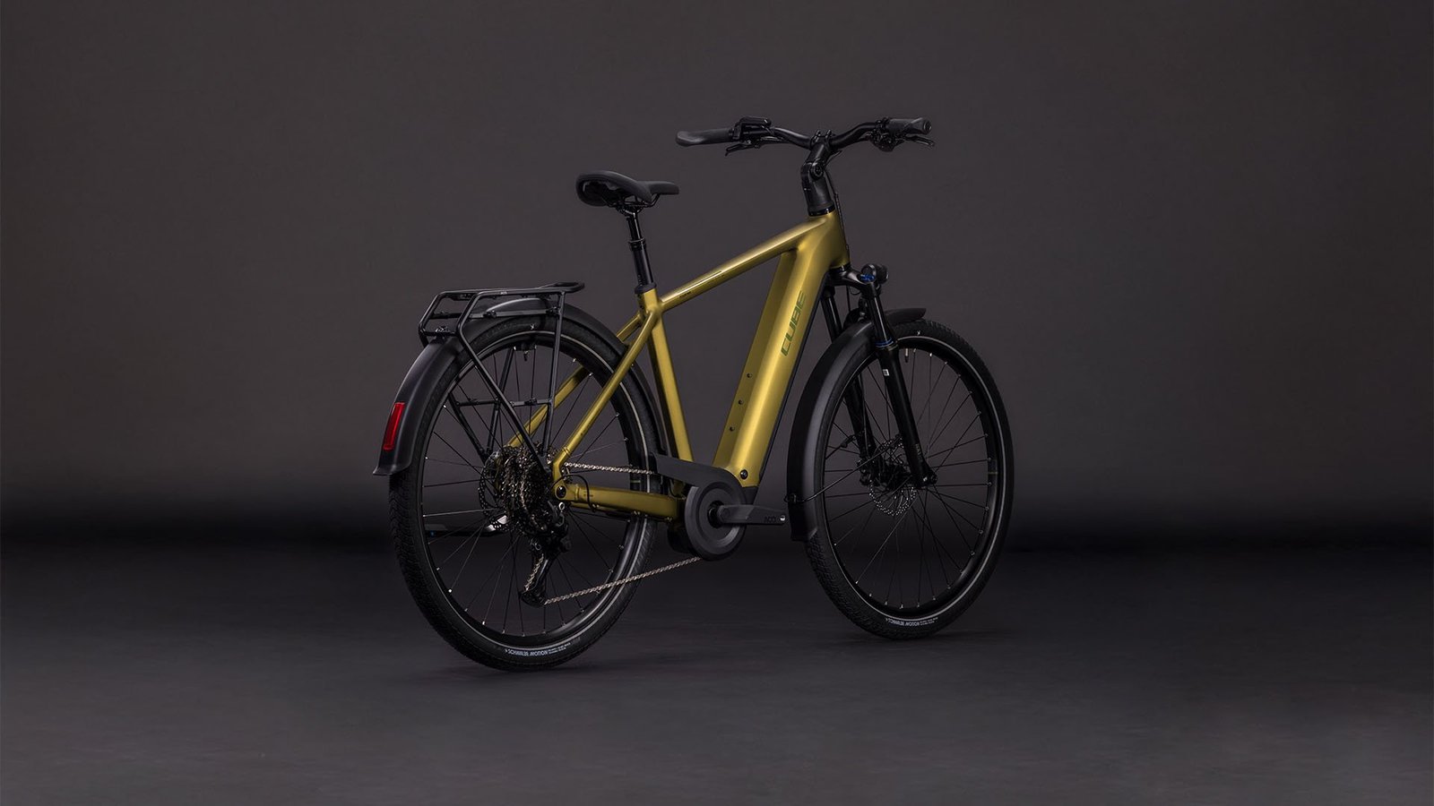 TOURING HYBRID PRO 800 – Bild 2
