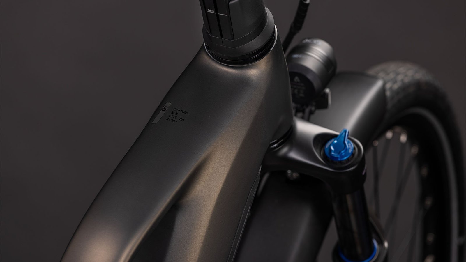TOURING HYBRID COMFORT SLX 800 – Bild 3