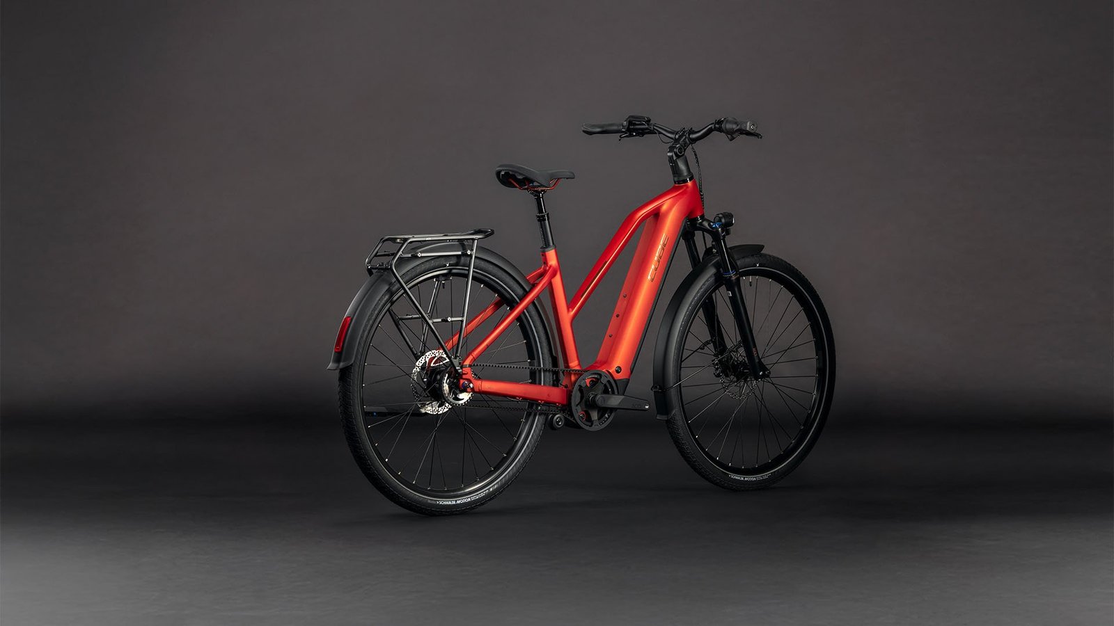 TOURING HYBRID COMFORT SLX 800 – Bild 2